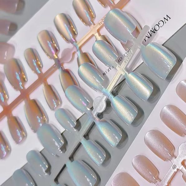 Nail Art Full Cat Eye - 30Pcs Short Press On Nails Aurora