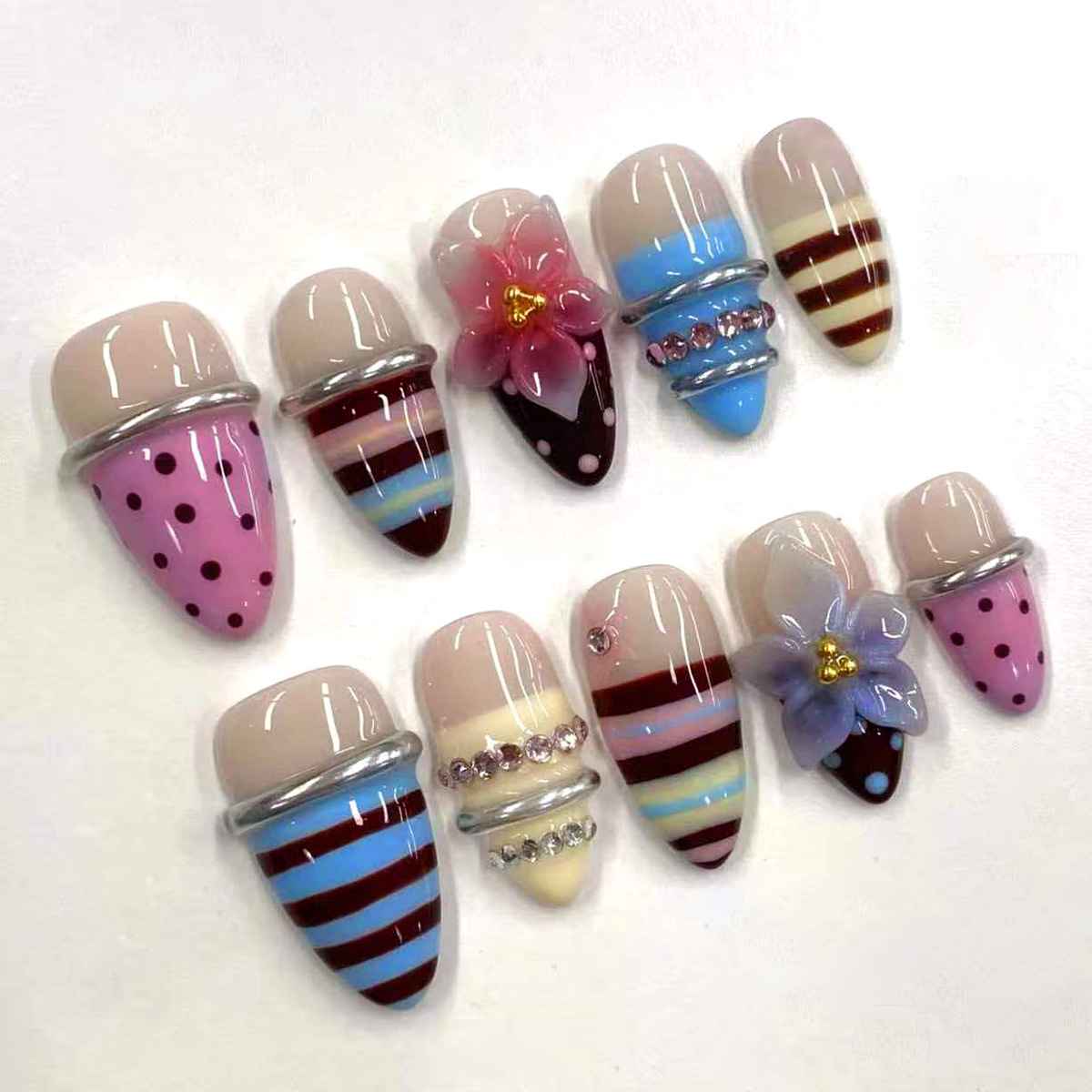 24pcs Cat Eye Almond Press on  - Nail Art Full Cat Eye recension och pris